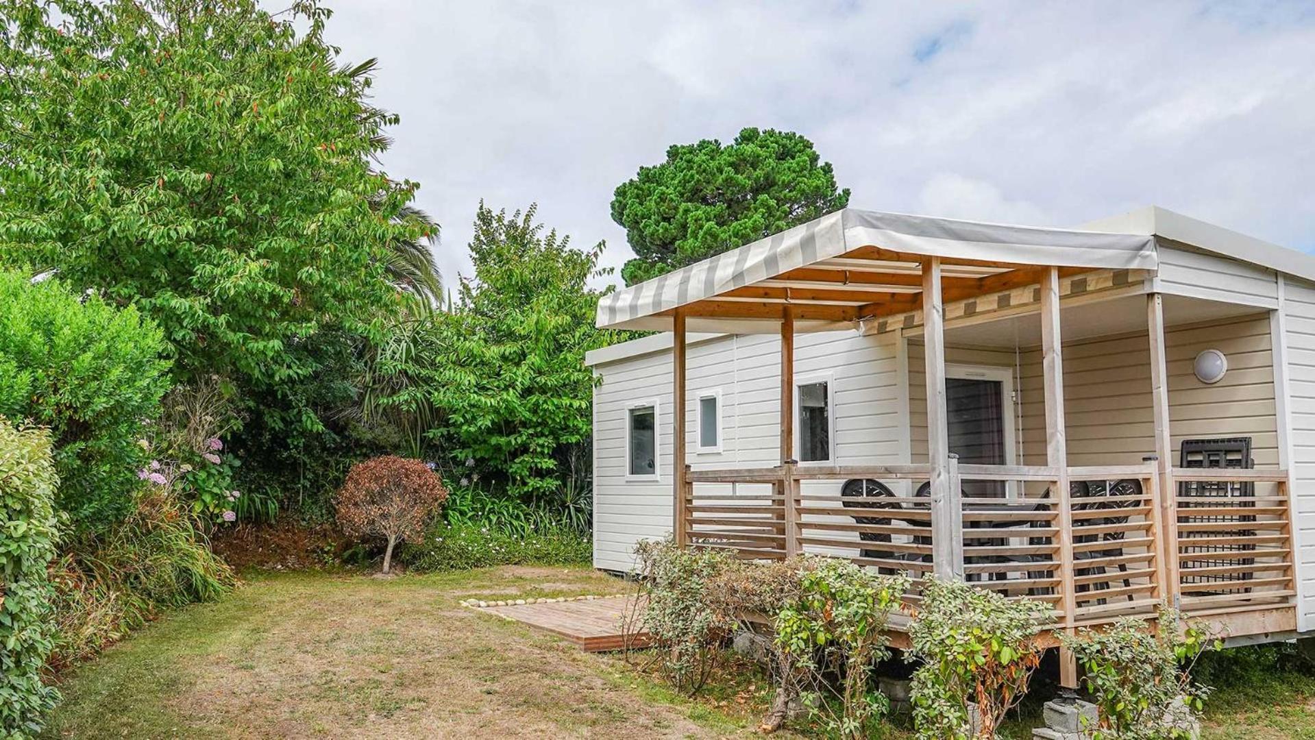 Camping Le Dolmen, Carnac, Morbihan Bilik gambar